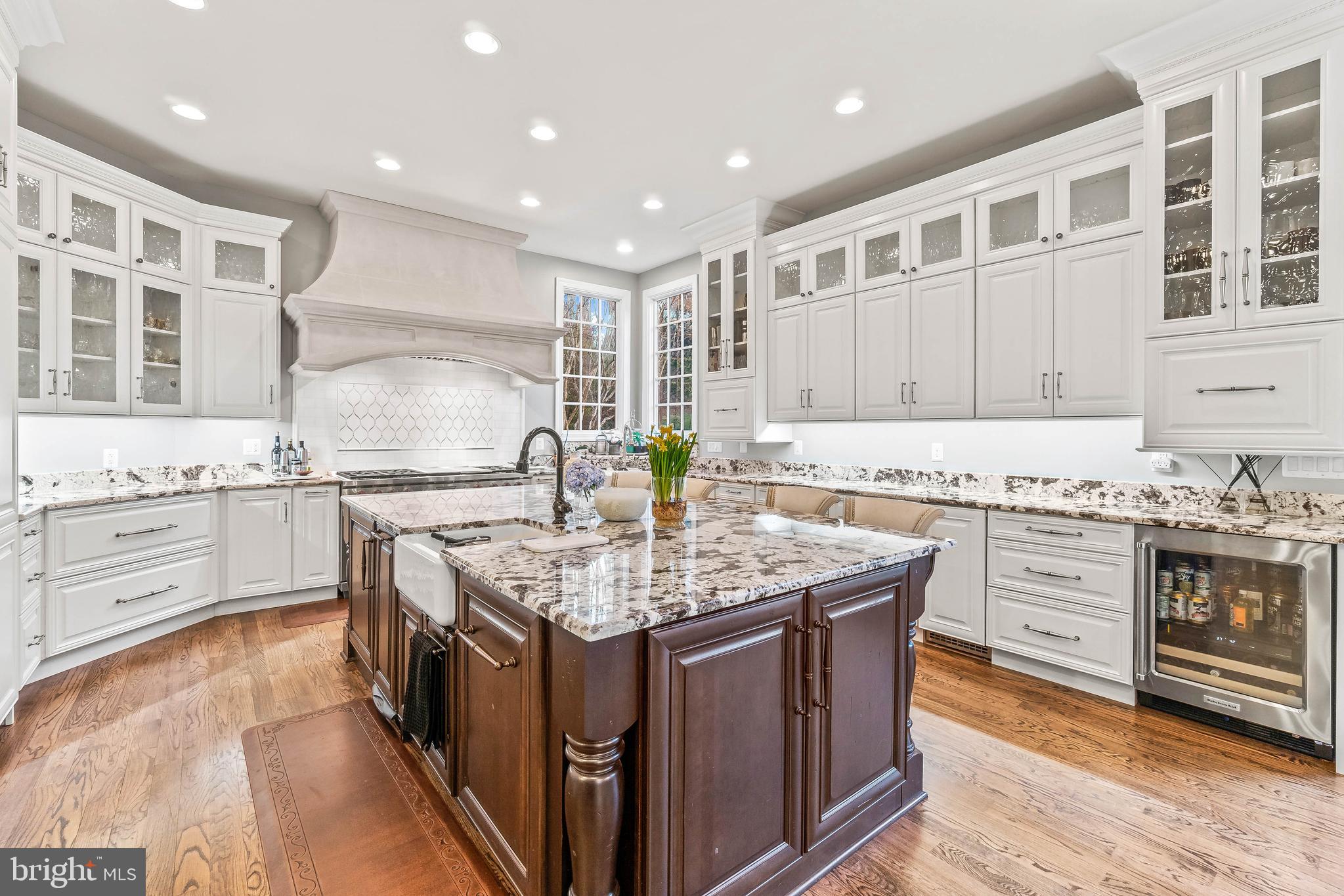 7825 Loughran Road McLean, VA 22102 - Photo 14 of 61