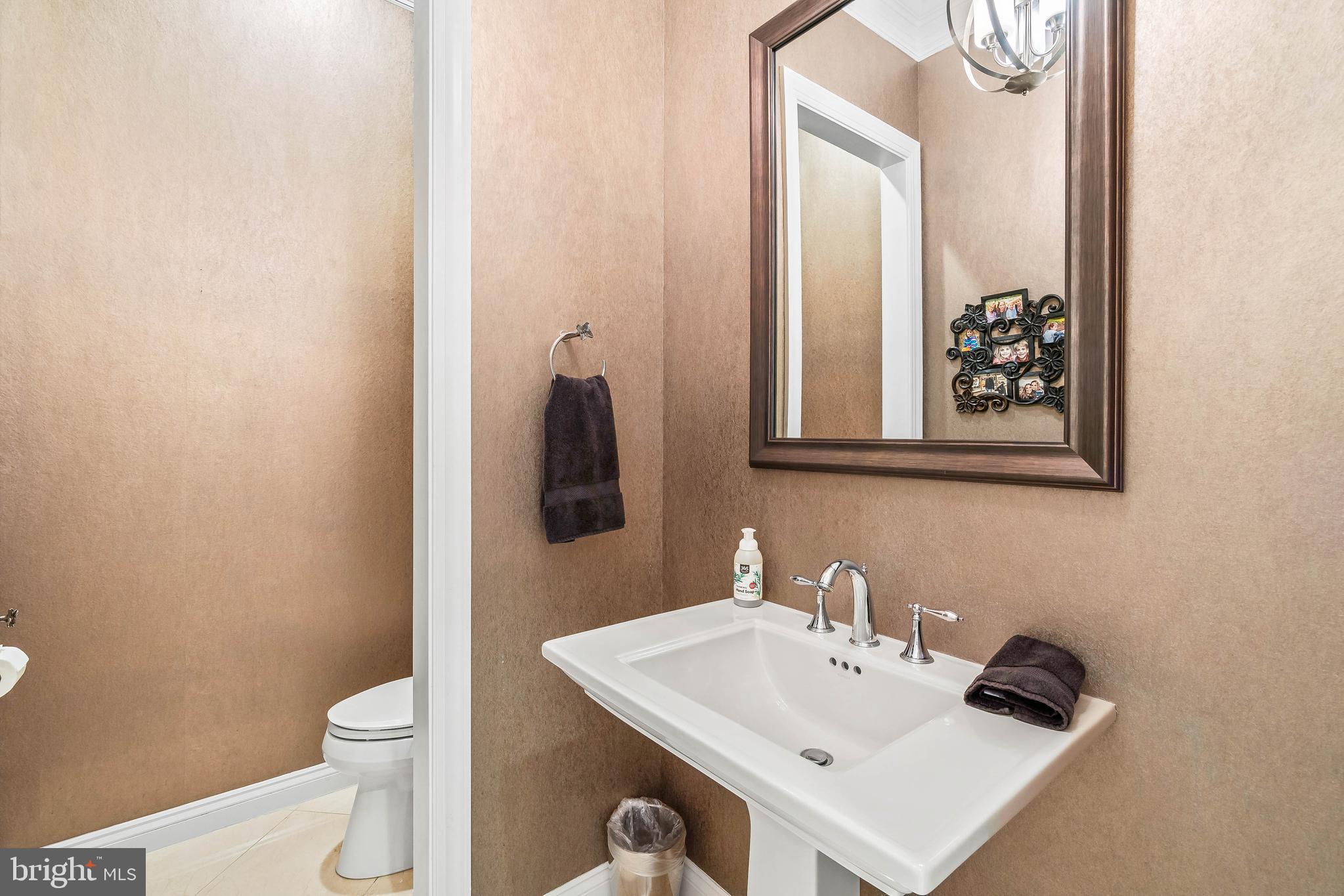 7825 Loughran Road McLean, VA 22102 - Photo 25 of 61