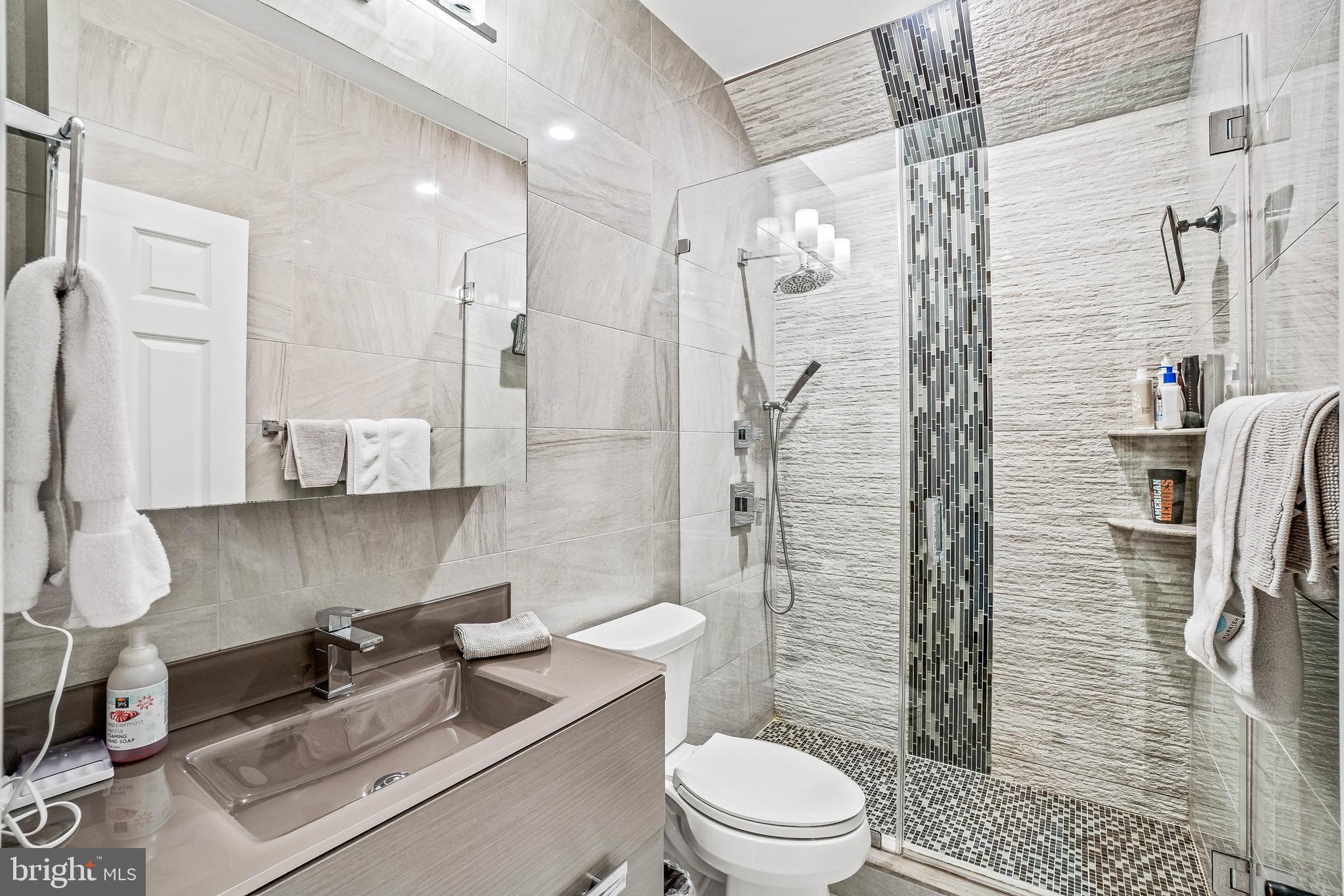 7825 Loughran Road McLean, VA 22102 - Photo 40 of 61