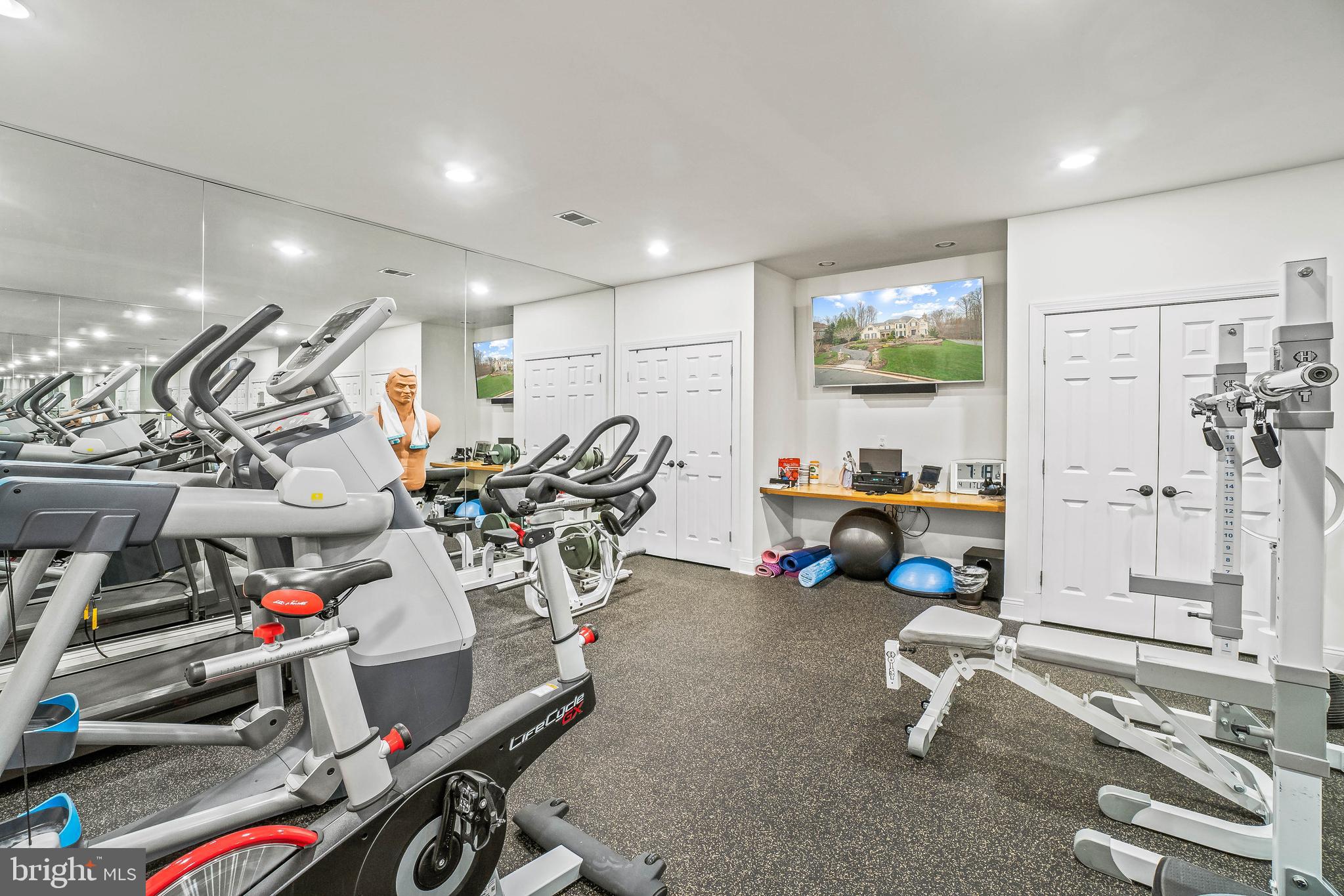 7825 Loughran Road McLean, VA 22102 - Photo 50 of 61