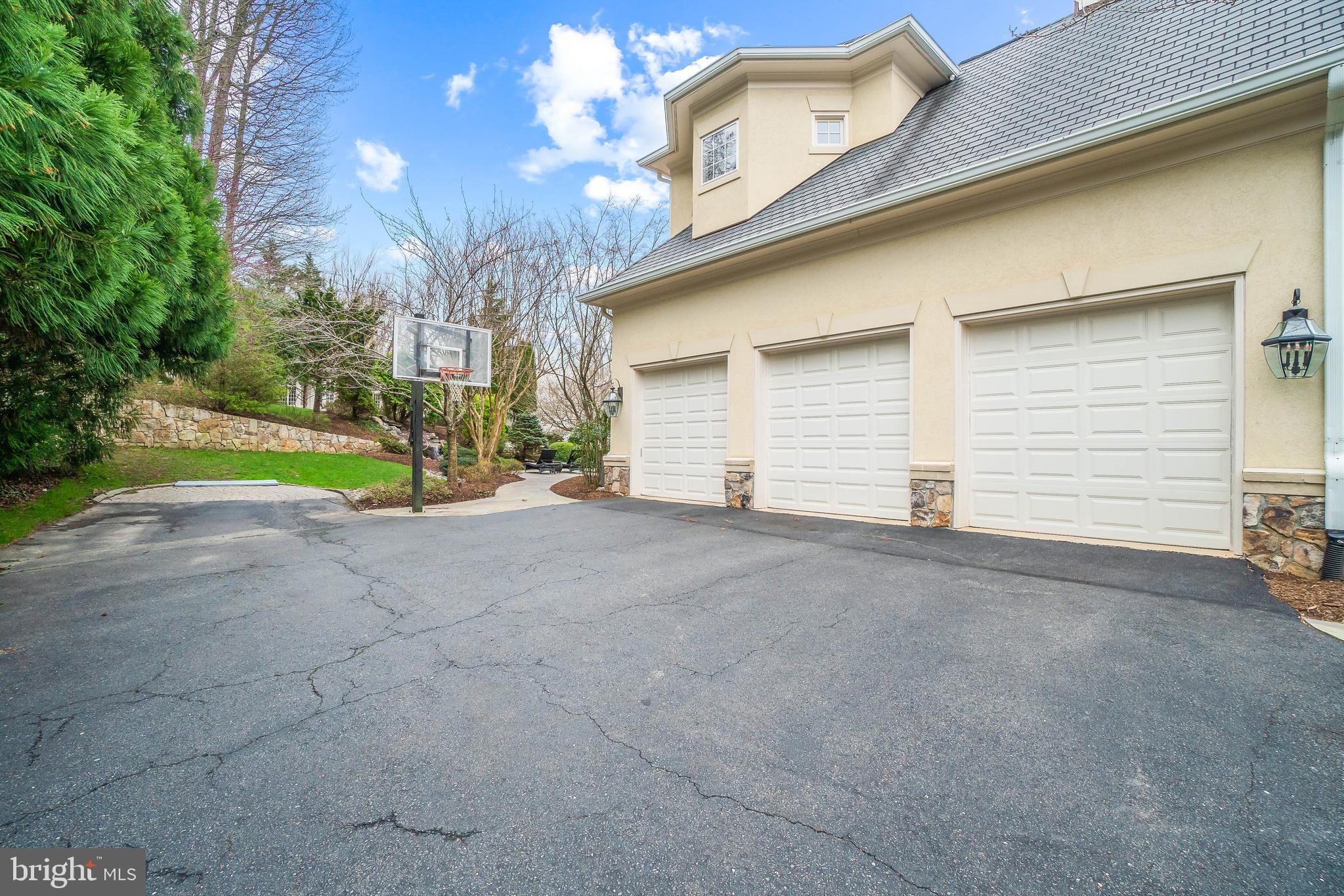 7825 Loughran Road McLean, VA 22102 - Photo 58 of 61