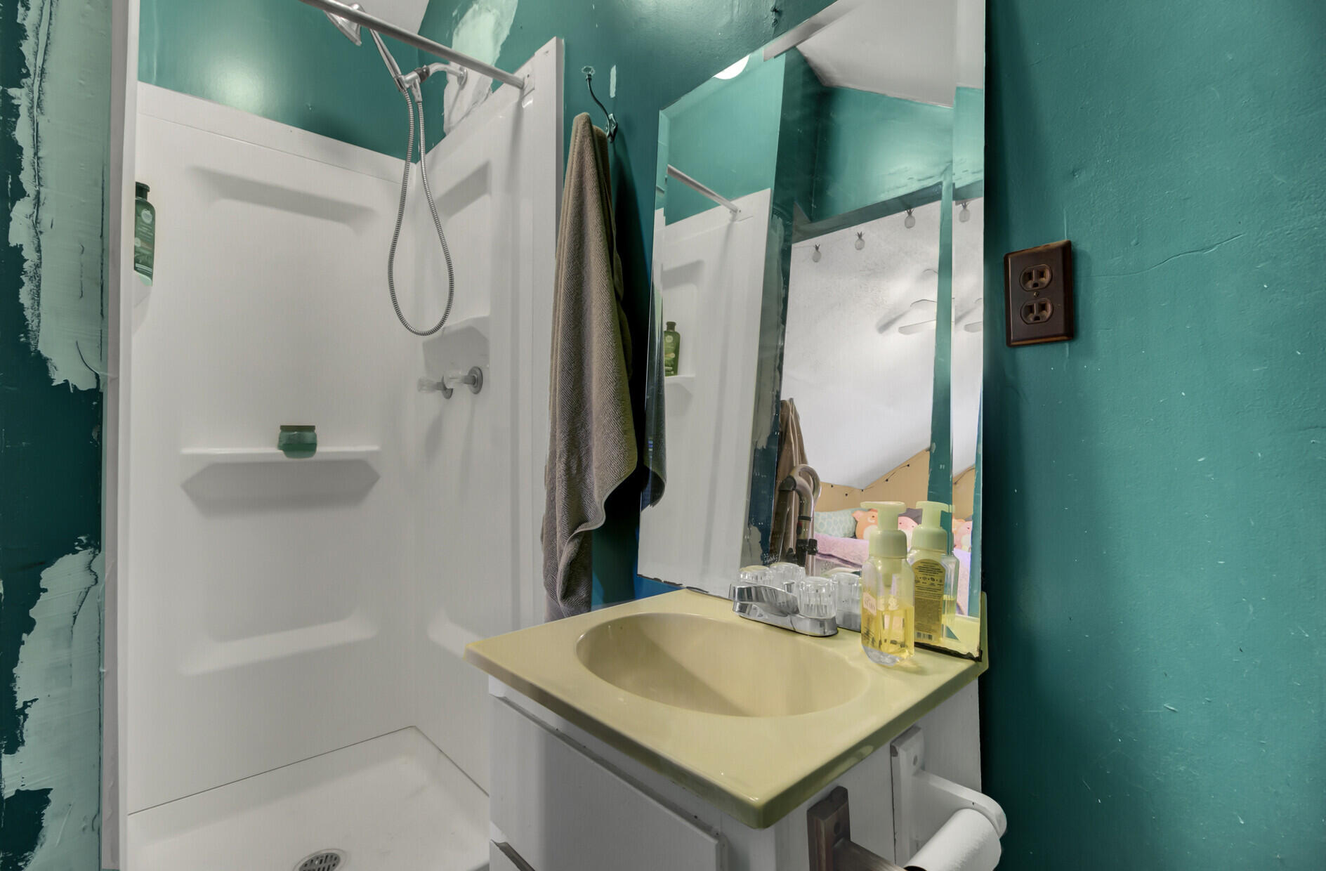 144 Hill Branch Road Ridgeville, SC 29472 - Photo 43 of 52 Detached Full Bath in Apartment