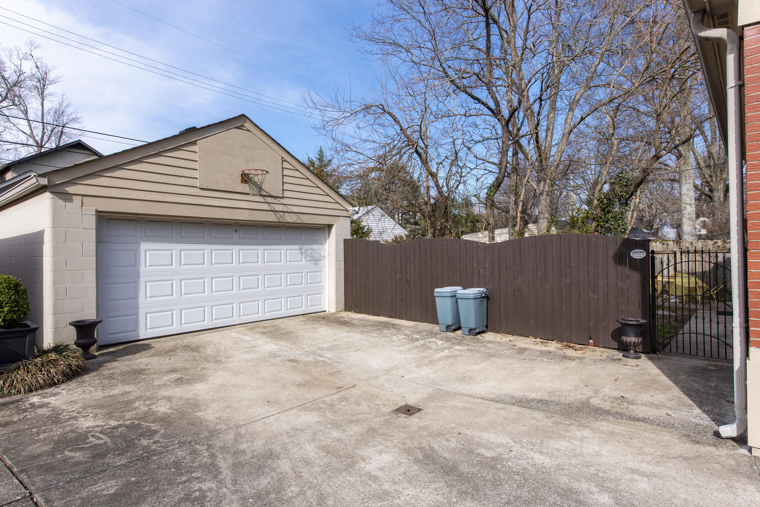 2316 Meadow Road Louisville, KY 40205 - Photo 34 of 34 DSC_7972