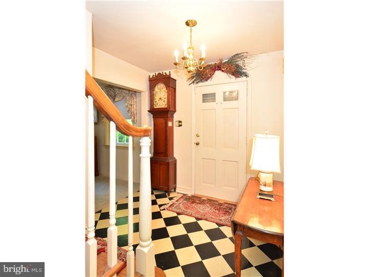 536 King Of Prussia Road Wayne, PA 19087 - Photo 3 of 18 Foyer