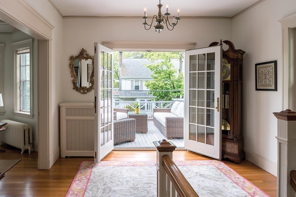 19 Ransom Road, Unit 2 Newton, MA 02459 - Photo 2 of 12 a view of a living room and a window