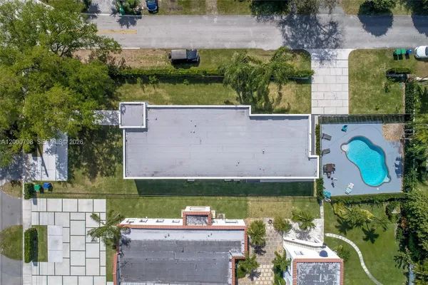 $4,800 | 5126 Southwest 57th Avenue, Miami, FL 33155