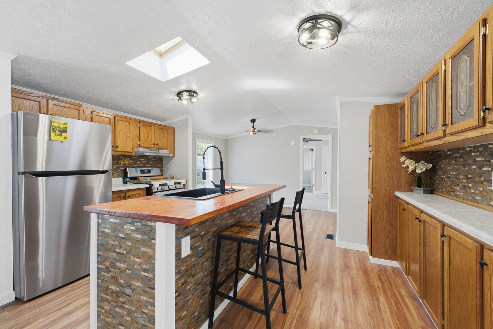 1710 West 4th Avenue Coal Valley, IL 61240 - Photo 8 of 22