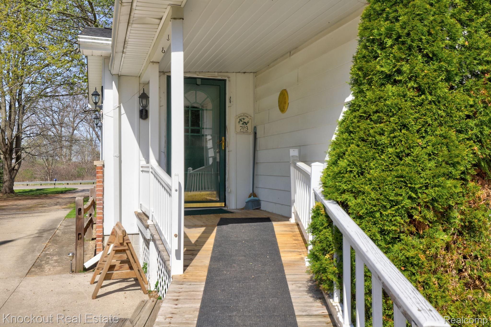 703 State Road Vassar, MI 48768 - Photo 35 of 51 35-web-or-mls-703 State Rd Millington-35.jpg