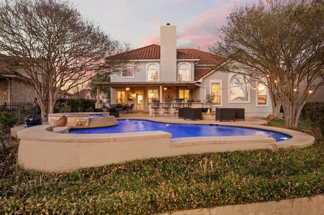 $1,245,000 | 11208 Woodland Hills Trail, Austin, TX 78732