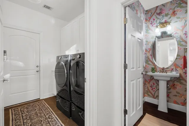 $1,245,000 | 11208 Woodland Hills Trail, Austin, TX 78732