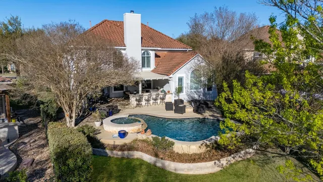 $1,245,000 | 11208 Woodland Hills Trail, Austin, TX 78732