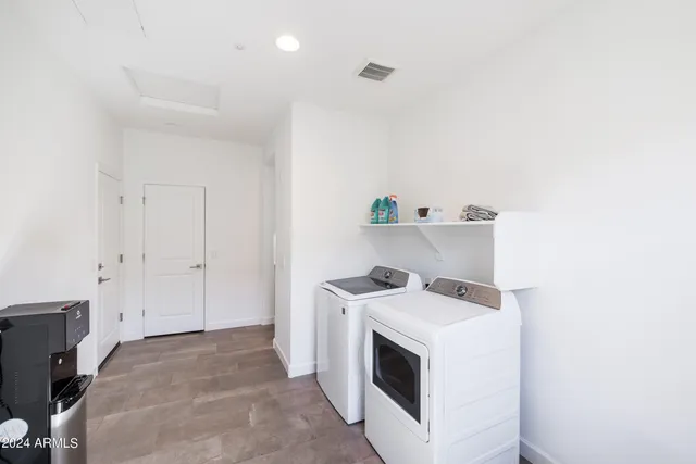 $2,600 | 13331 West Palo Brea Lane, Peoria, AZ 85383