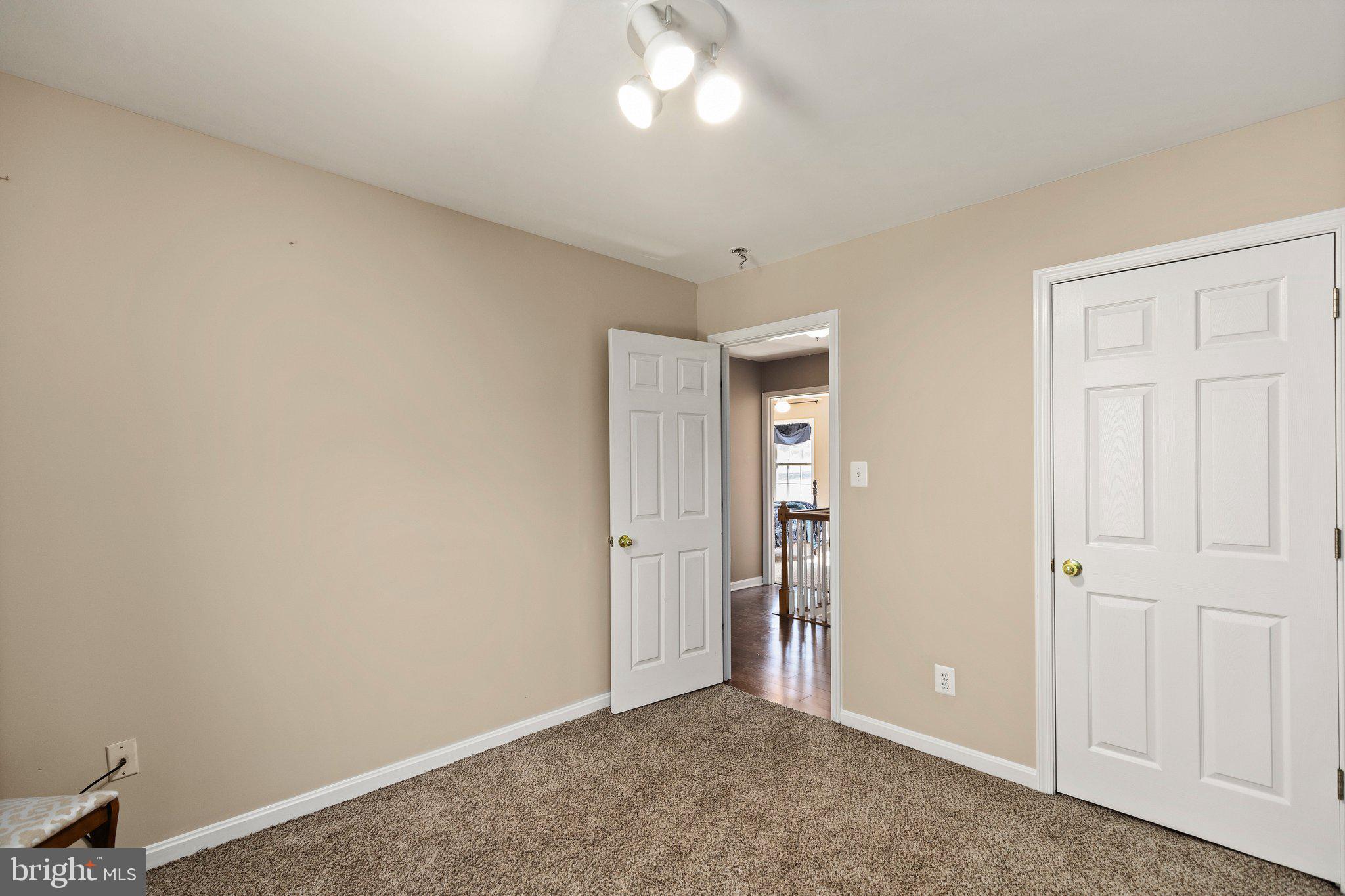 14421 Misty Valley Road Phoenix, MD 21131 - Photo 33 of 49