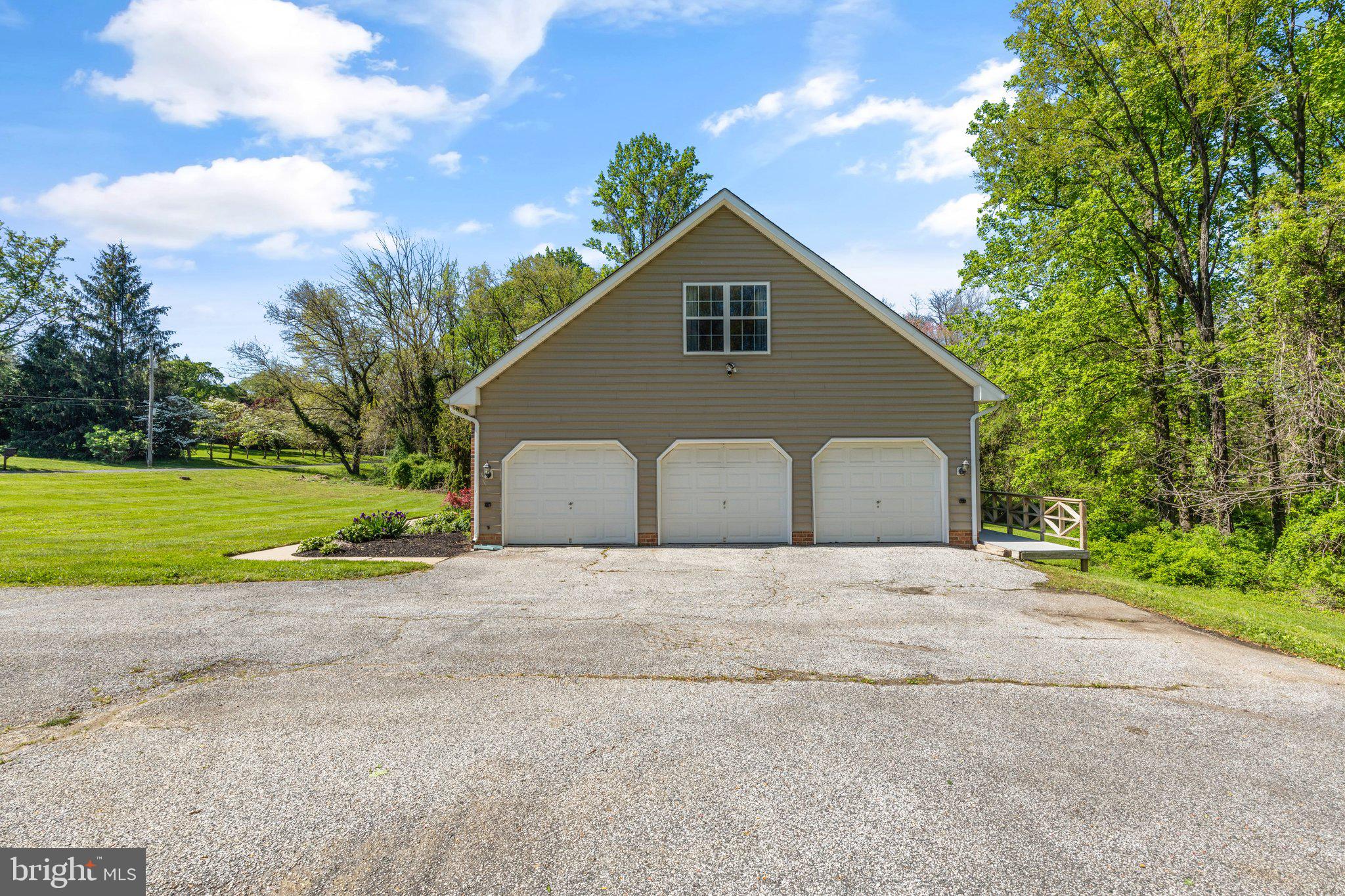 14421 Misty Valley Road Phoenix, MD 21131 - Photo 43 of 49