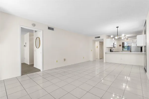 $206,000 | 9676 West McNab Road, Unit 110, Fort Lauderdale, FL 33321