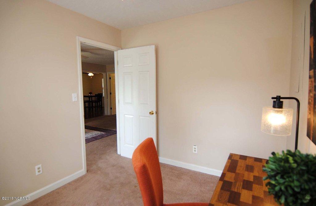 135 Fairview Road Leland, NC 28451 - Photo 6 of 44 DSC_8297