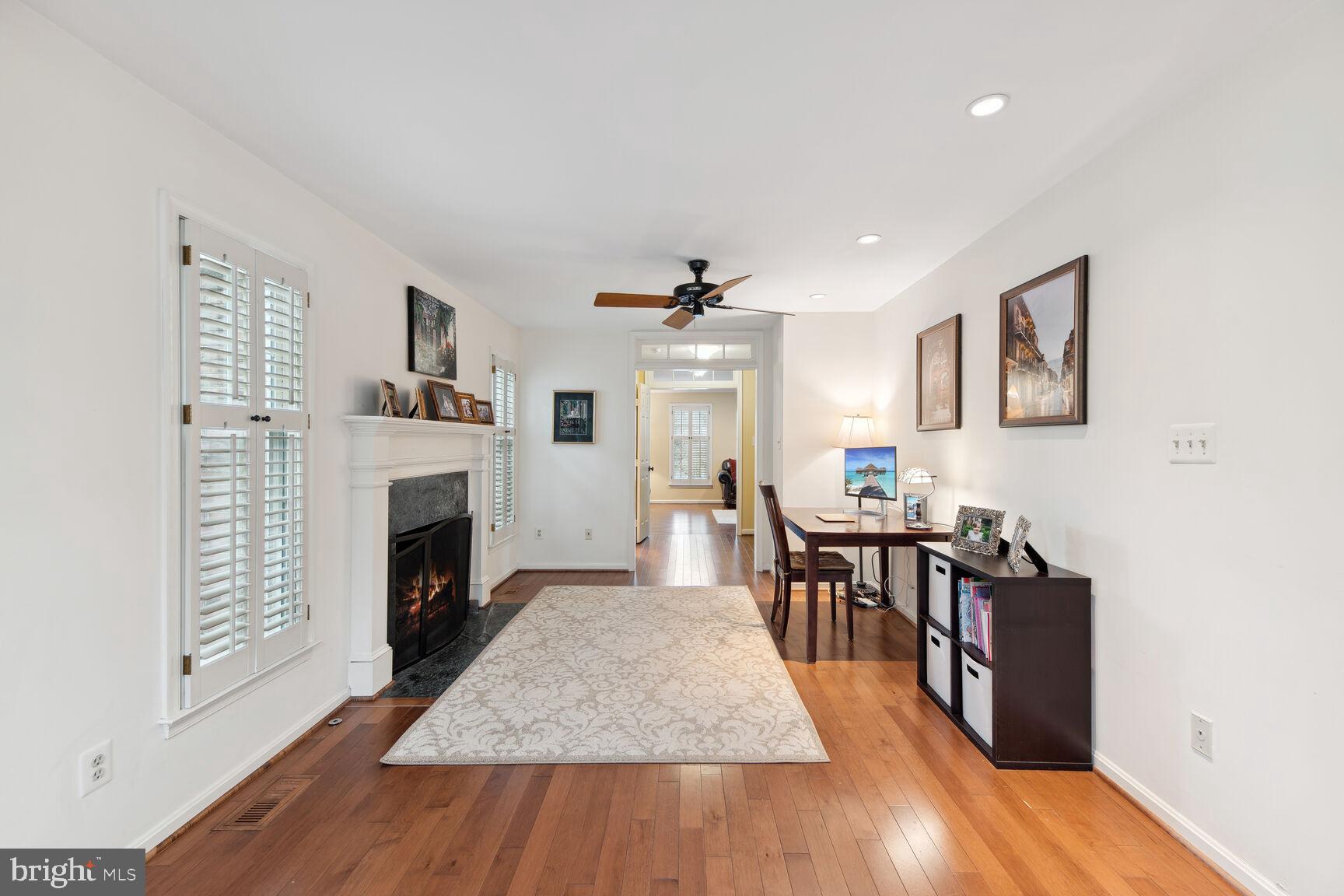 6603 Forsythia Street Springfield, VA 22150 - Photo 18 of 73 Family Room - Such a Great Space for Entertaining!