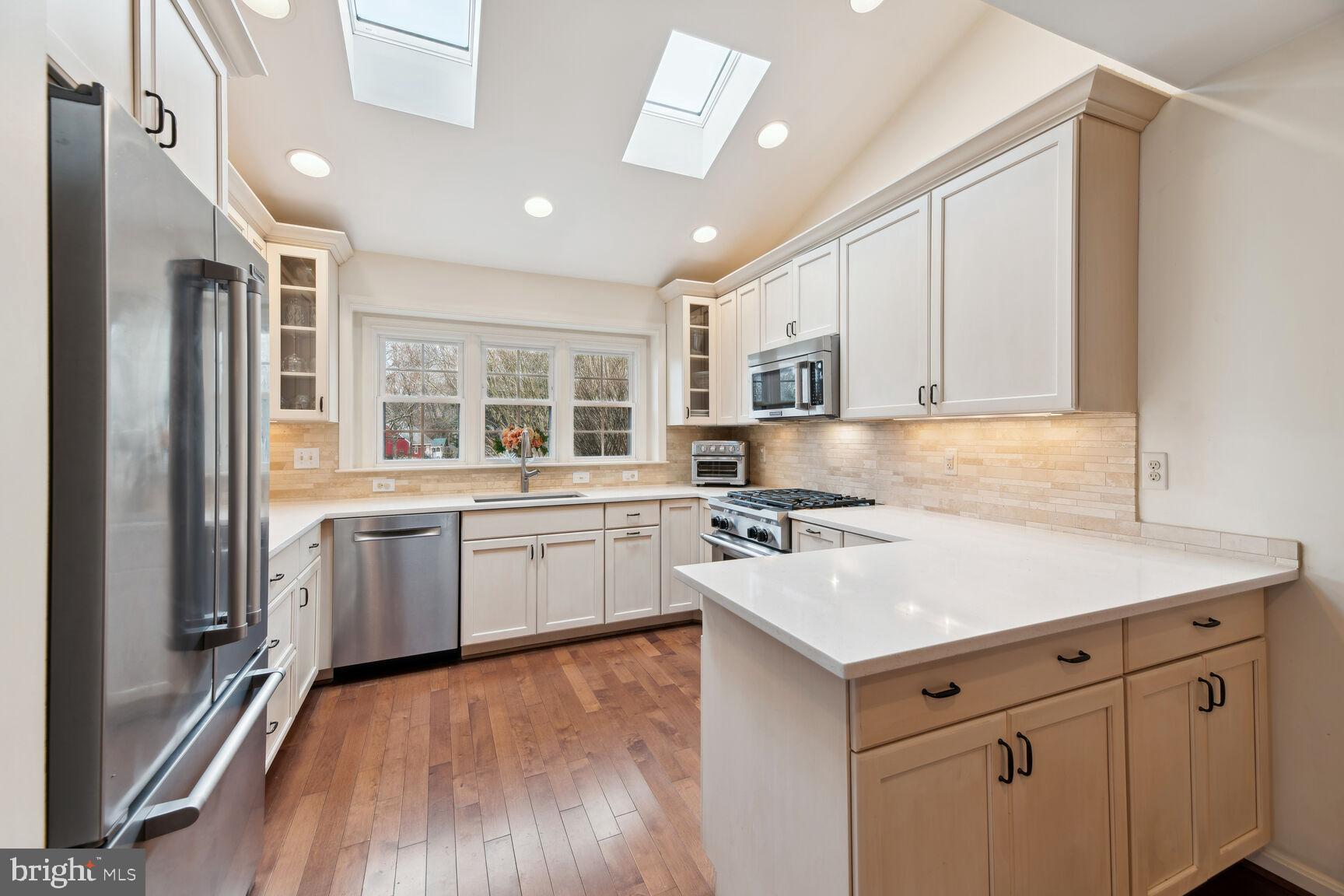 6603 Forsythia Street Springfield, VA 22150 - Photo 24 of 73 Kitchen Features Gleaming Hardwoods!