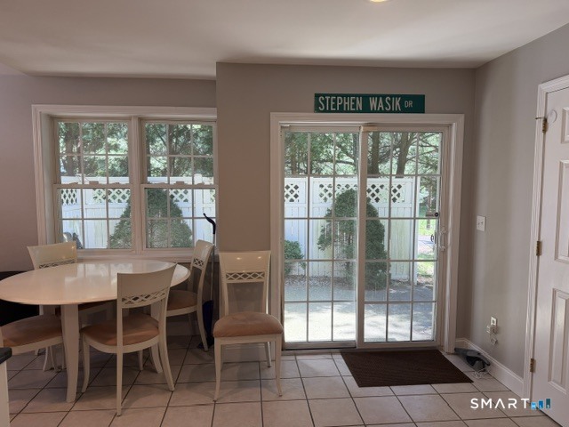 254 Old Lambert Road, Unit 254 Orange, CT 06477 - Photo 2 of 10