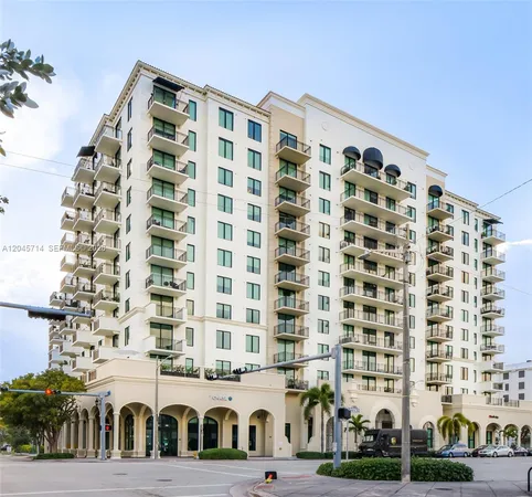 $3,100 | 1300 Ponce De Leon, Unit 608, Coral Gables, FL 33134