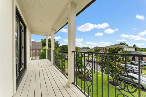 $740,000 | 6216 Breeze Point Drive, Gonzales, LA 70737