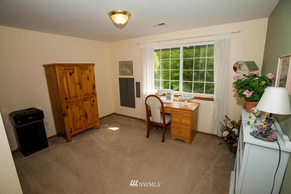 126 Fieldcrest Lane Chehalis, WA 98532 - Photo 7 of 25 Gallery Image 7