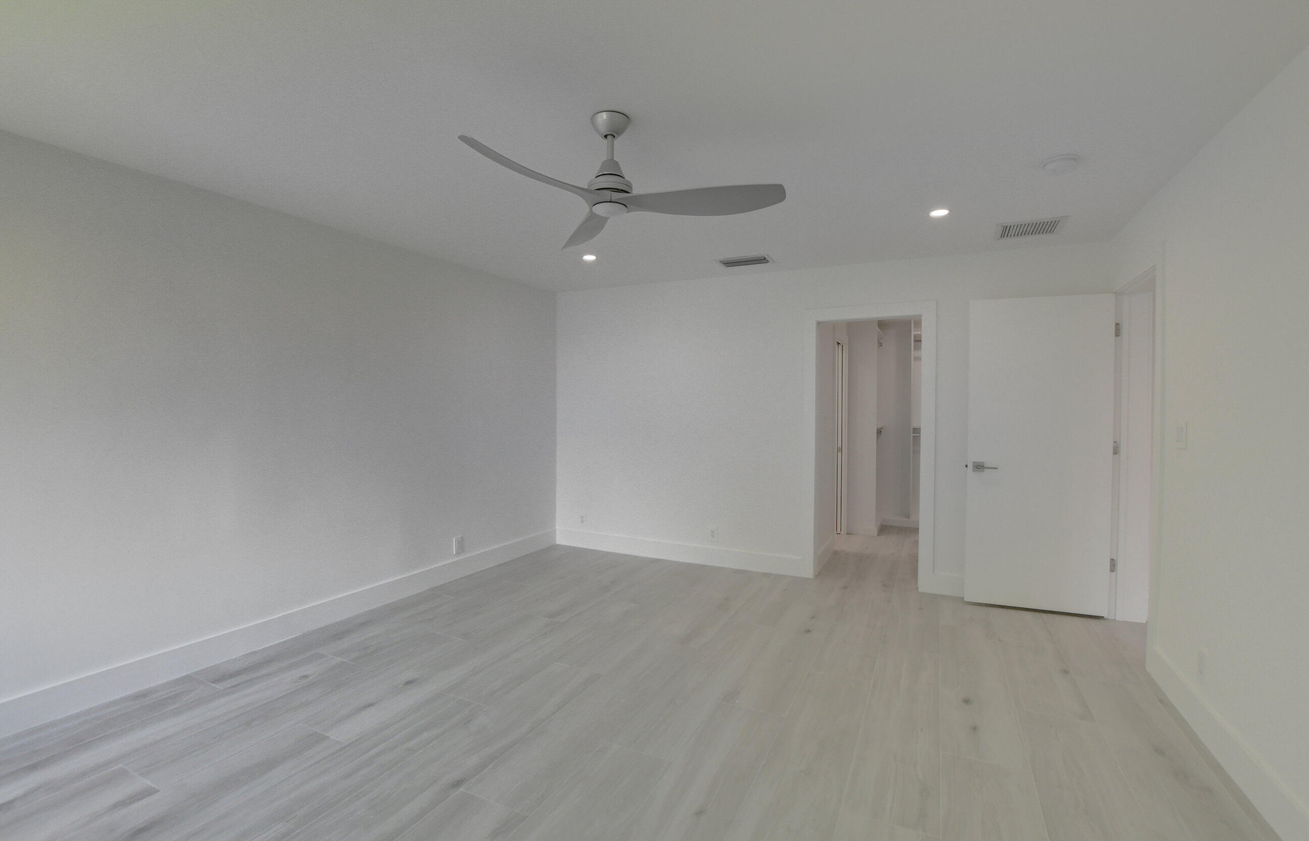 20241 Boca W Drive, Unit 2702 Boca Raton, FL 33434 - Photo 11 of 29 12_ebf_5846_47_48_49_50_fusion-interior