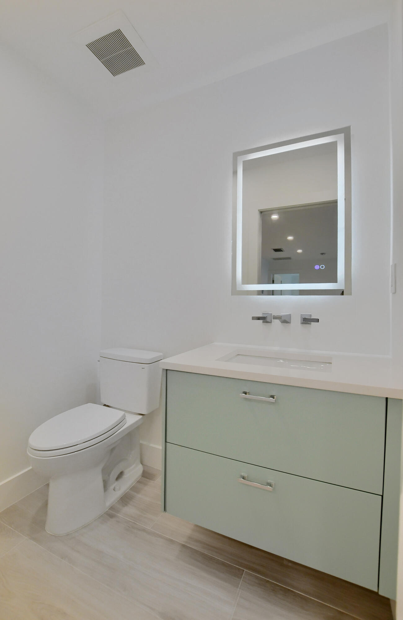20241 Boca W Drive, Unit 2702 Boca Raton, FL 33434 - Photo 19 of 29 20_ebf_5890-hdr(5)