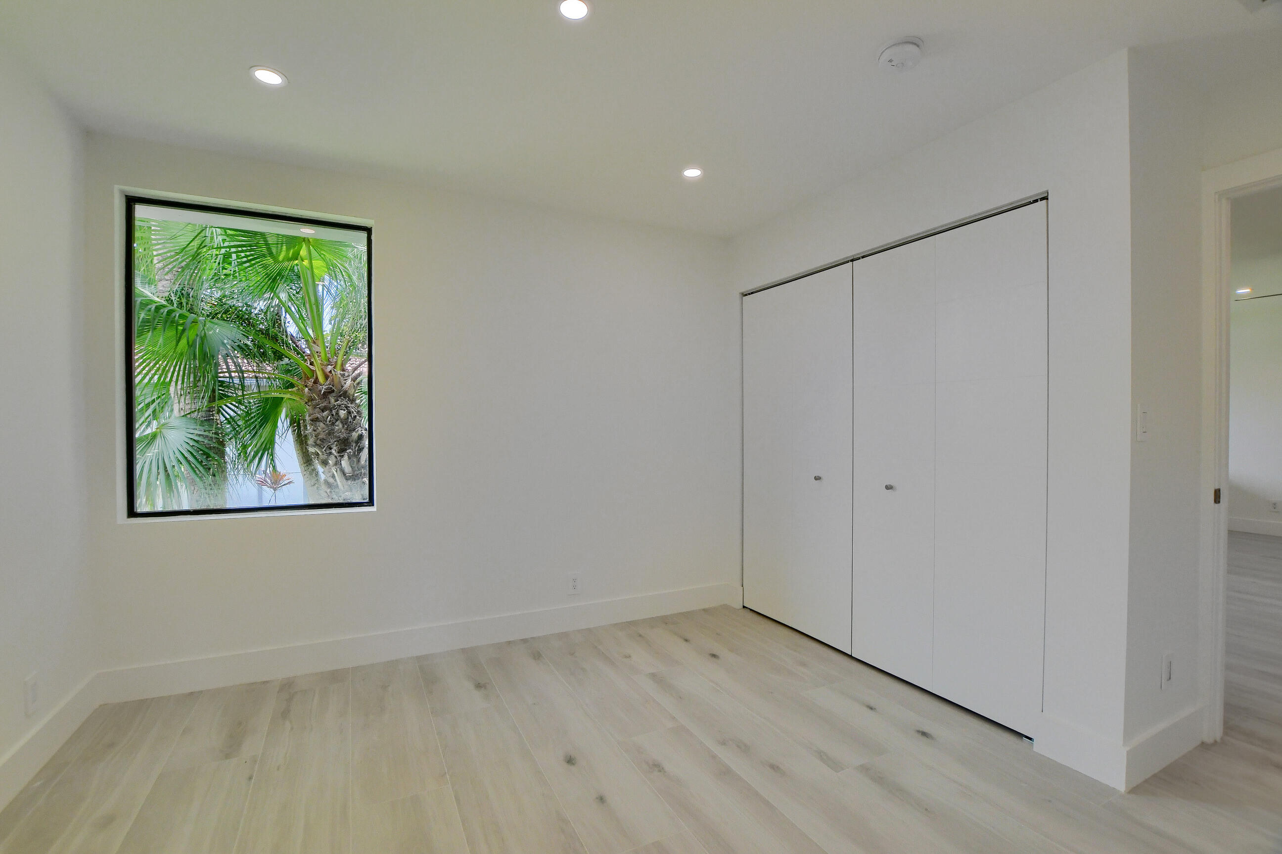 20241 Boca W Drive, Unit 2702 Boca Raton, FL 33434 - Photo 25 of 29 25_ebf_5920-hdr(5)