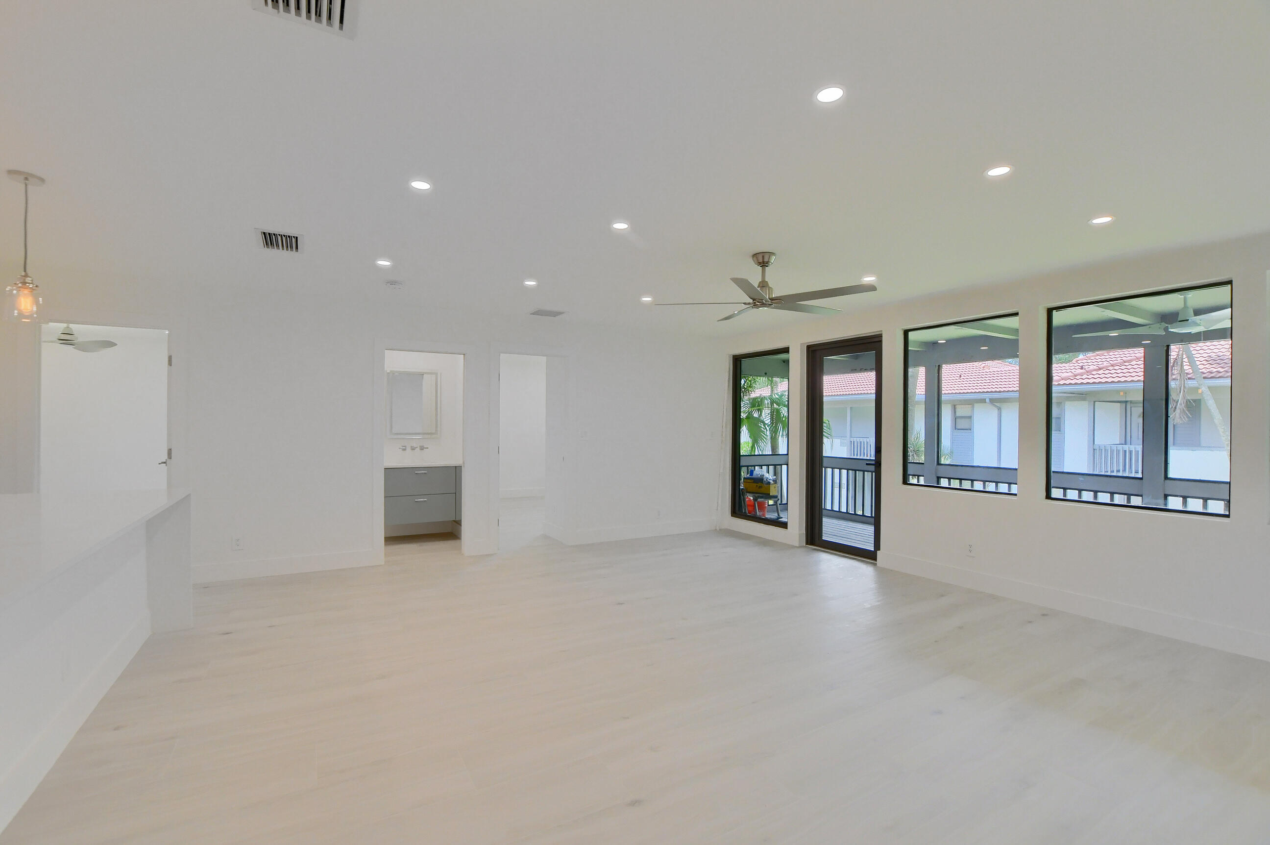 20241 Boca W Drive, Unit 2702 Boca Raton, FL 33434 - Photo 9 of 29 10_ebf_5840-hdr(5)