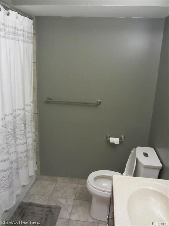 24056 Middlebelt Road Farmington Hills, MI 48336 - Photo 12 of 13