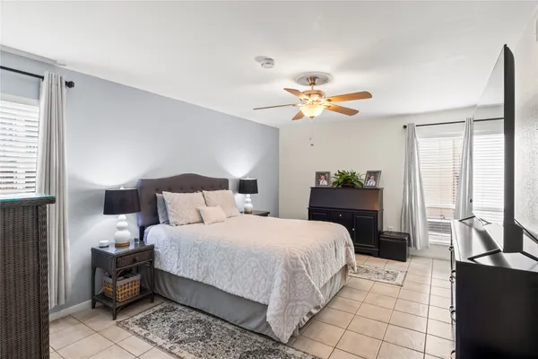 $235,689 | 4001 East NASA Parkway, Unit 112, El Lago, TX 77586