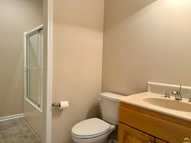 $650,000 | 1564 Fountain Drive, Lawrence, KS 66047