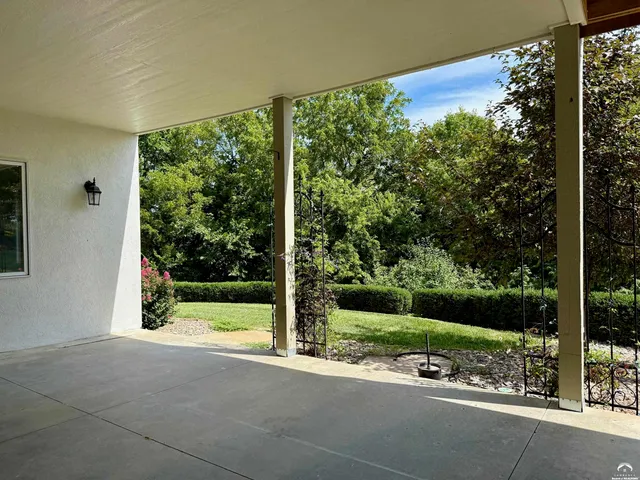 $650,000 | 1564 Fountain Drive, Lawrence, KS 66047