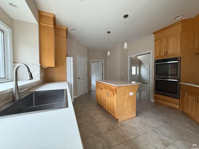 $650,000 | 1564 Fountain Drive, Lawrence, KS 66047