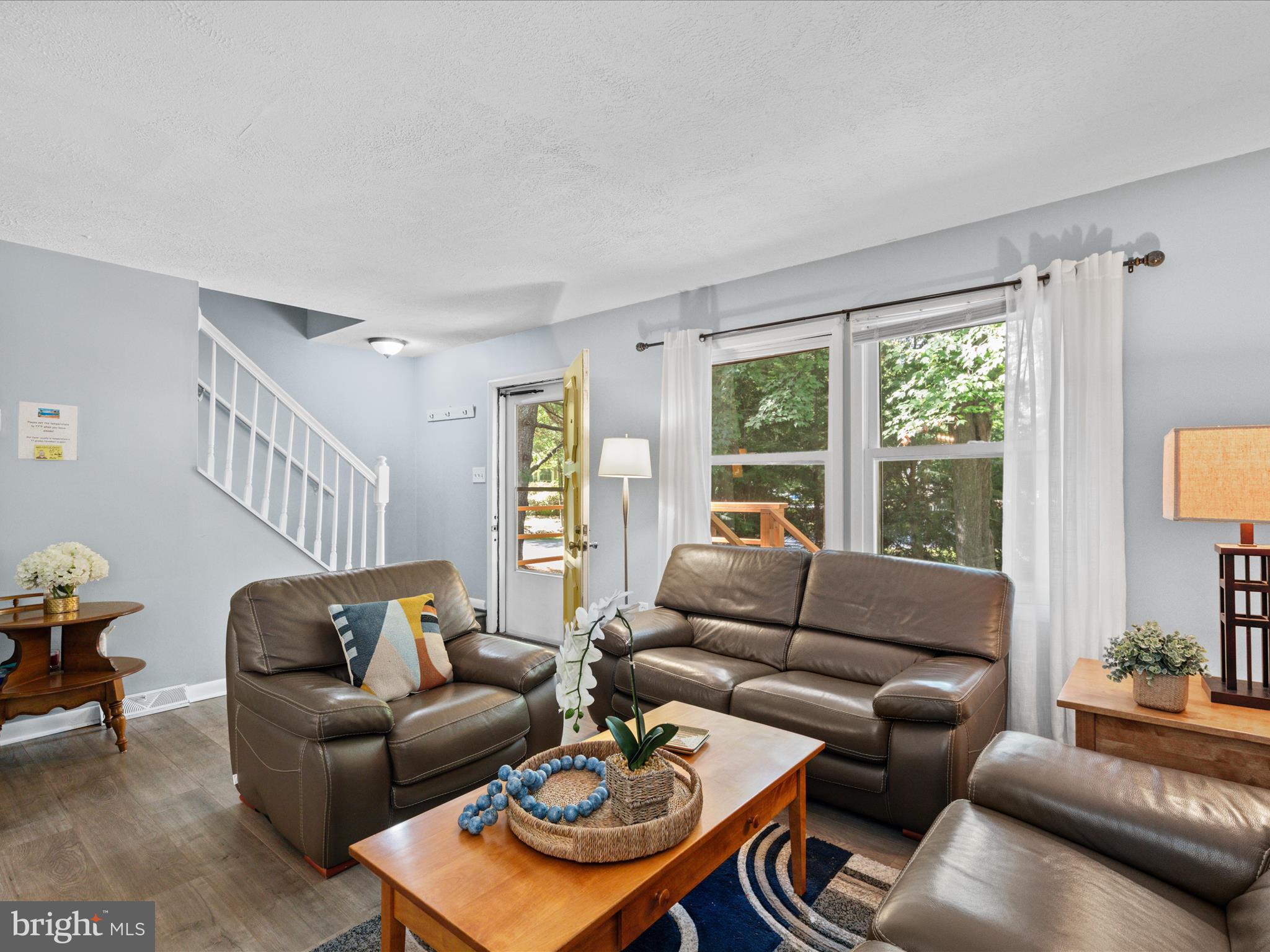 31 Nottingham Lane Berlin, MD 21811 - Photo 7 of 57 Living Room