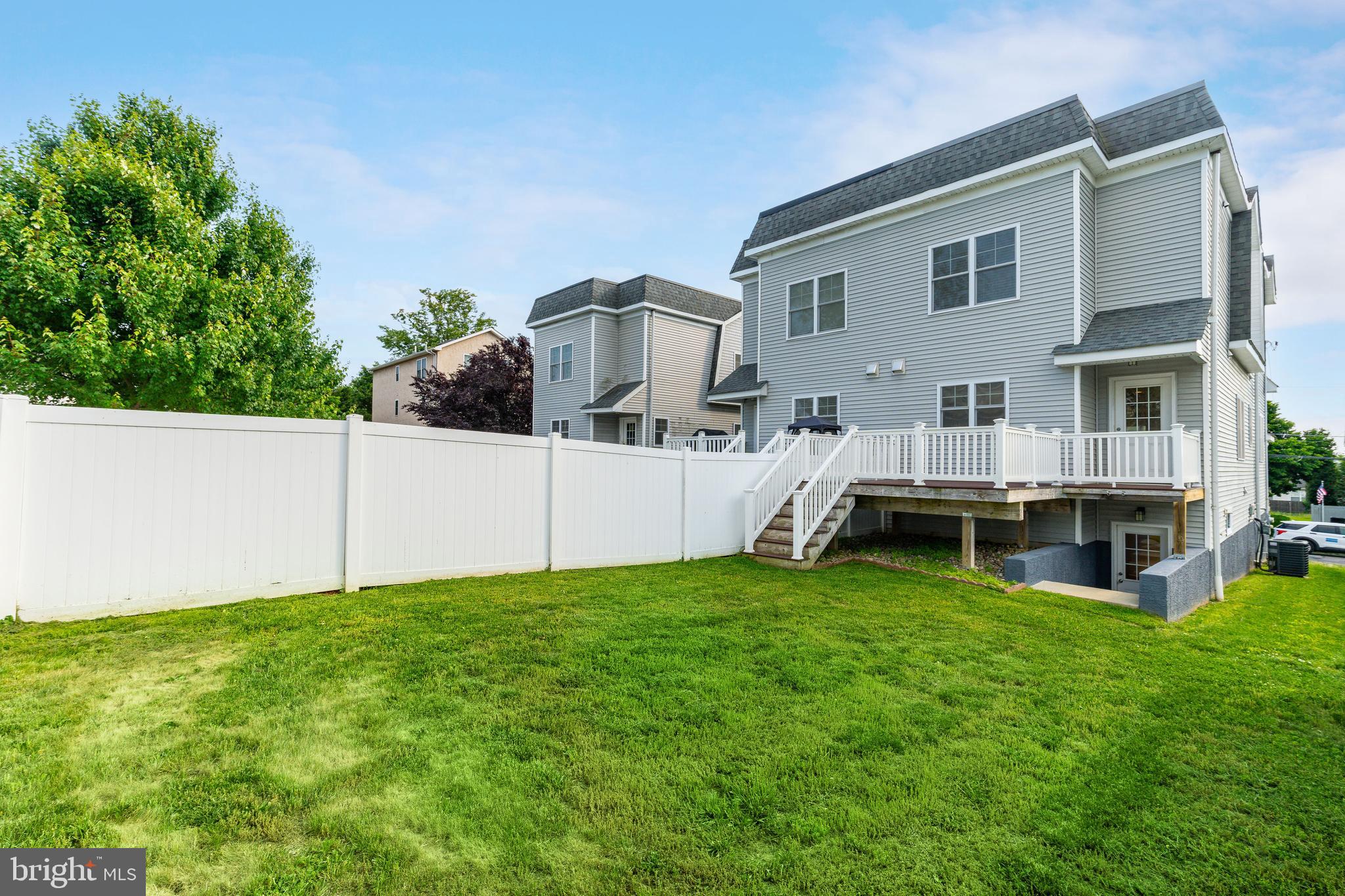 6709 Pechin Street Philadelphia, PA 19128 - Photo 18 of 32