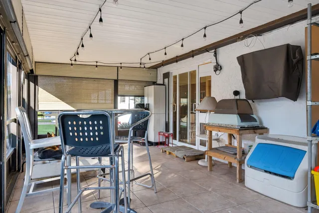 $499,000 | 380 North Caloosahatchee Avenue, Jupiter, FL 33458