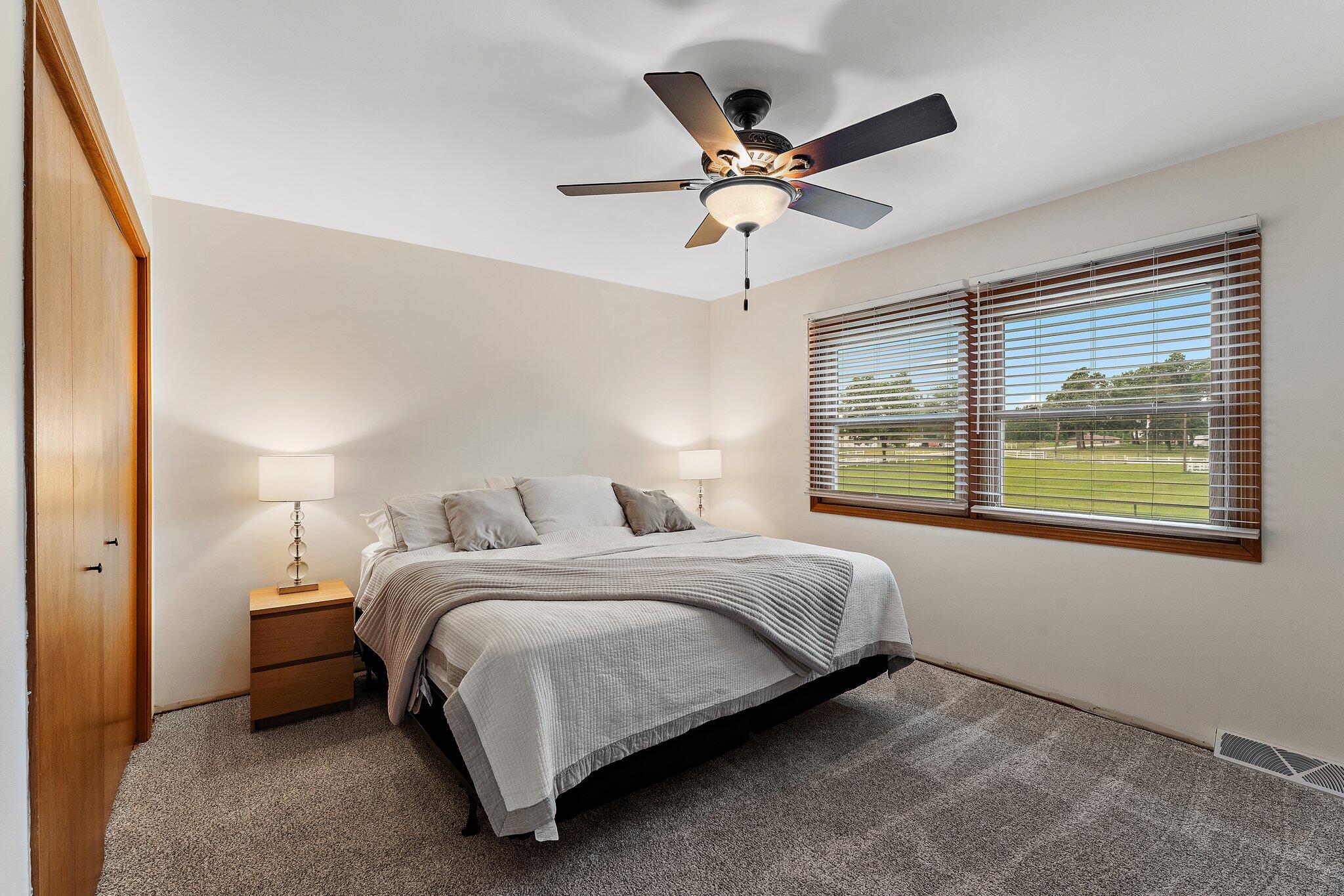 8676 Fulton Place Crown Point, IN 46307 - Photo 16 of 31 2048x1365