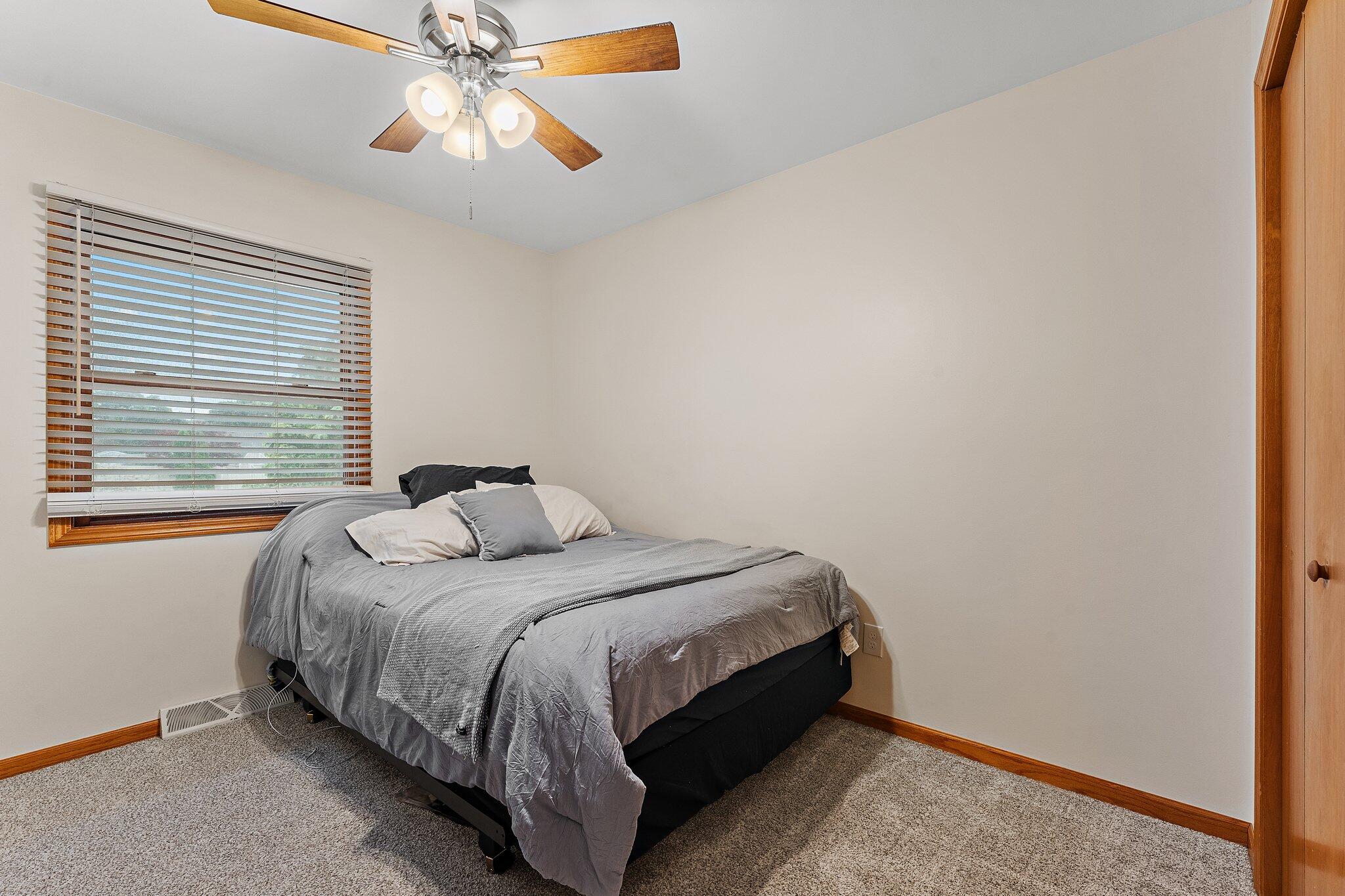 8676 Fulton Place Crown Point, IN 46307 - Photo 17 of 31 2048x1365