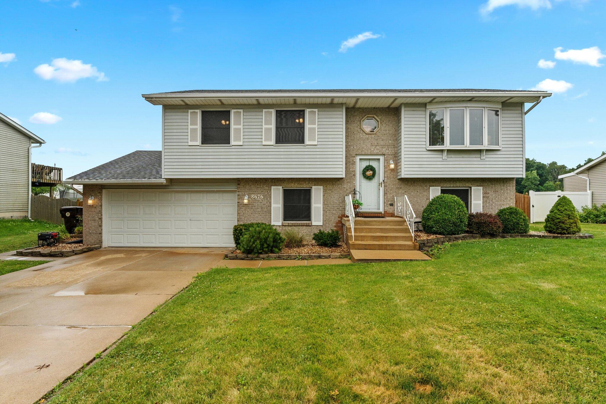 8676 Fulton Place Crown Point, IN 46307 - Photo 2 of 31 2048x1365