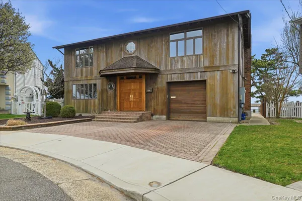 $1,450,000 | 648 Nassau Avenue, Freeport, NY 11520