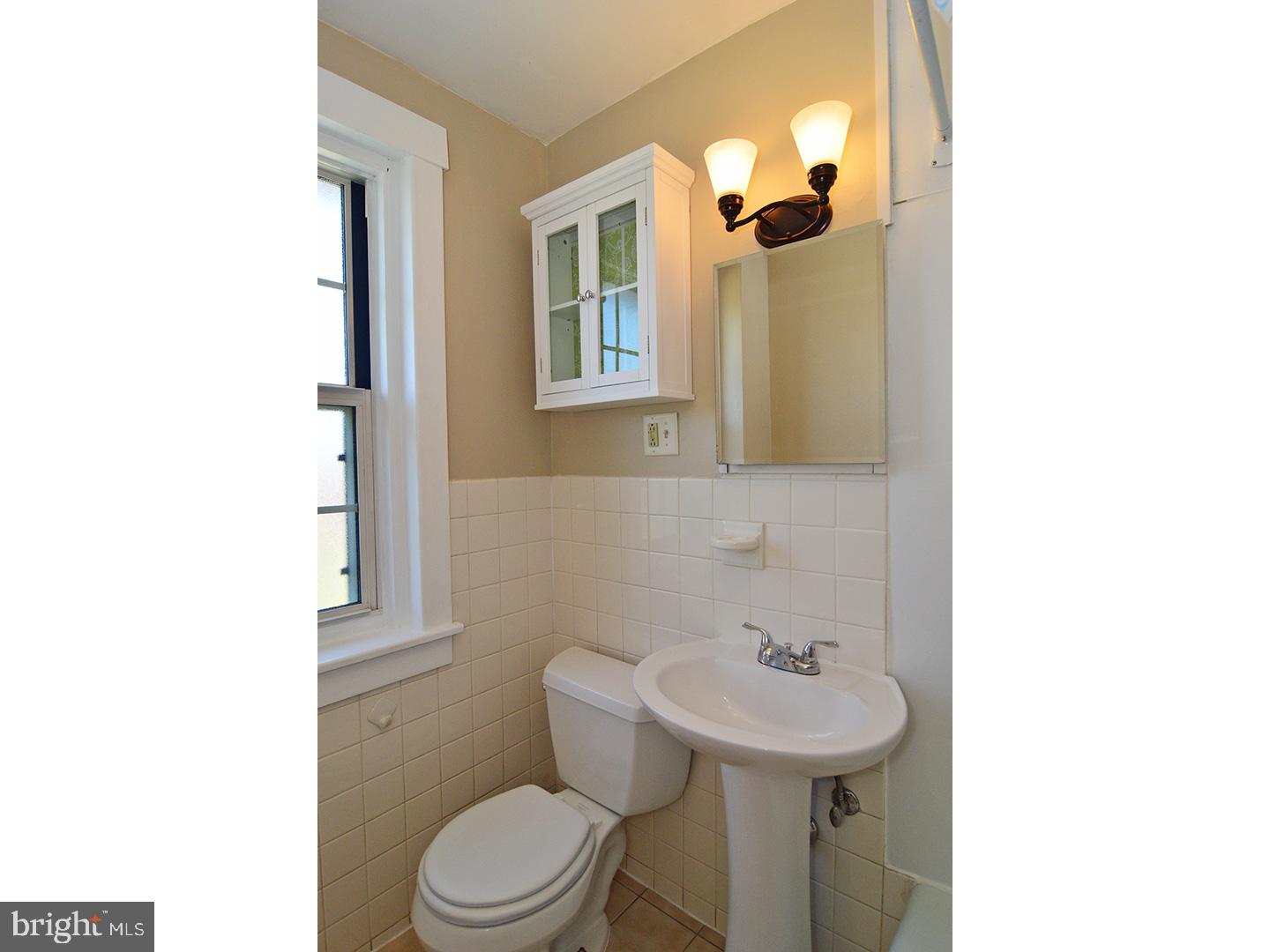 921 Fern Avenue Reading, PA 19607 - Photo 12 of 23