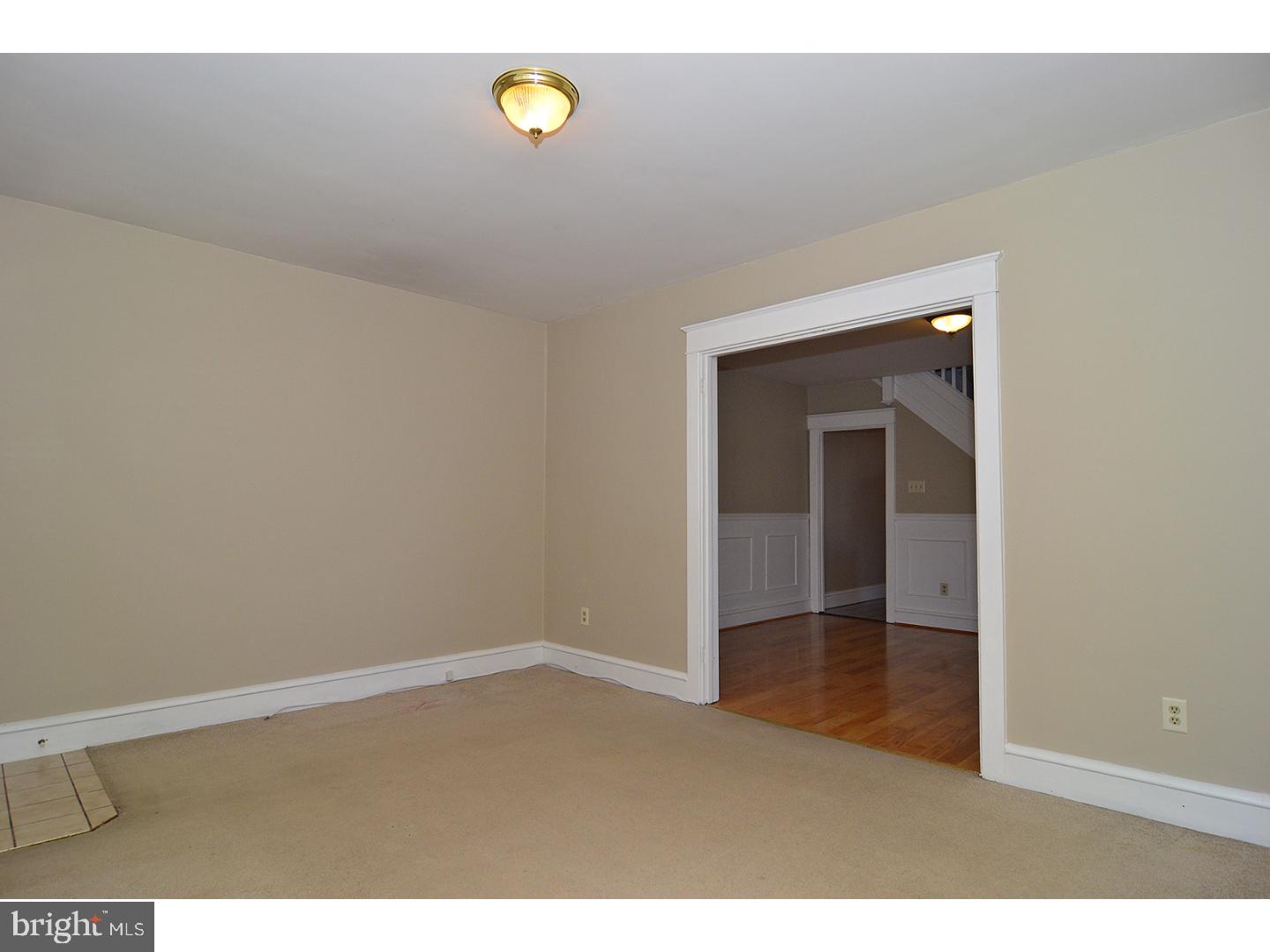 921 Fern Avenue Reading, PA 19607 - Photo 5 of 23