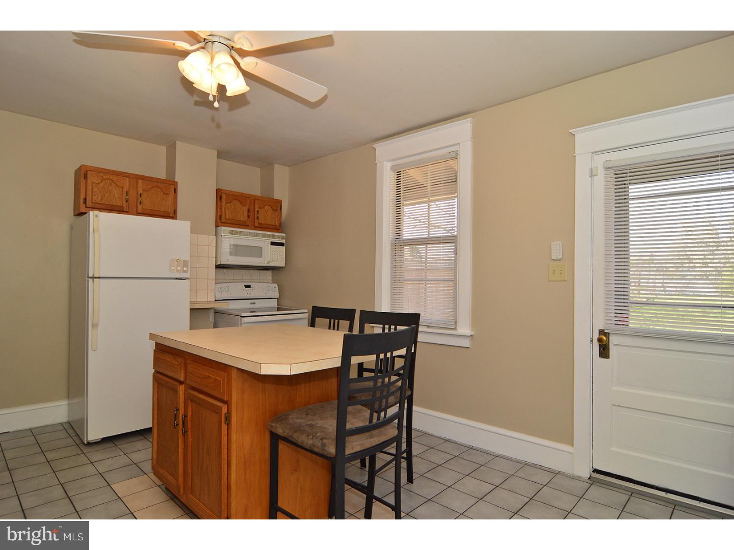 921 Fern Avenue Reading, PA 19607 - Photo 10 of 23
