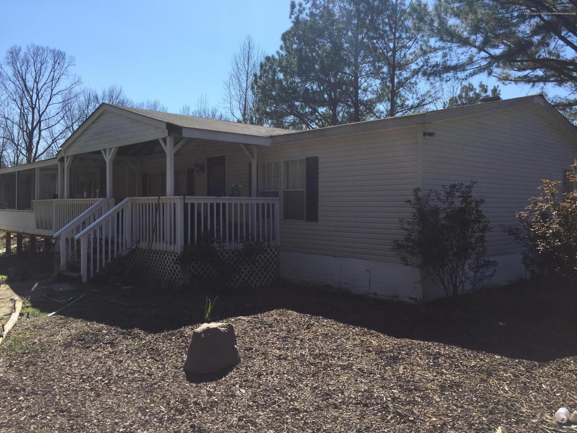 505 Bend Road Coldwater, MS 38618 - Photo 1 of 17 IMG_3560