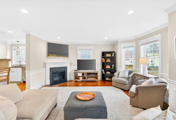 $949,000 | 23 Palmer Street, Unit 1, Waltham, MA 02451