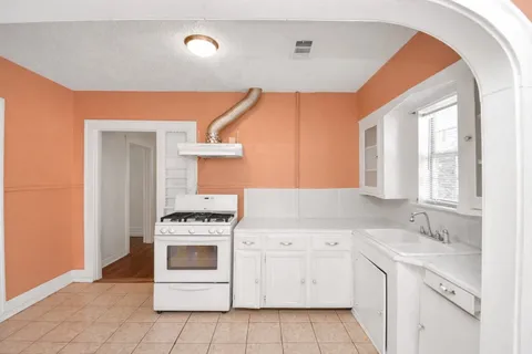 $275,000 | 1433 Scharpe Street, Houston, TX 77023
