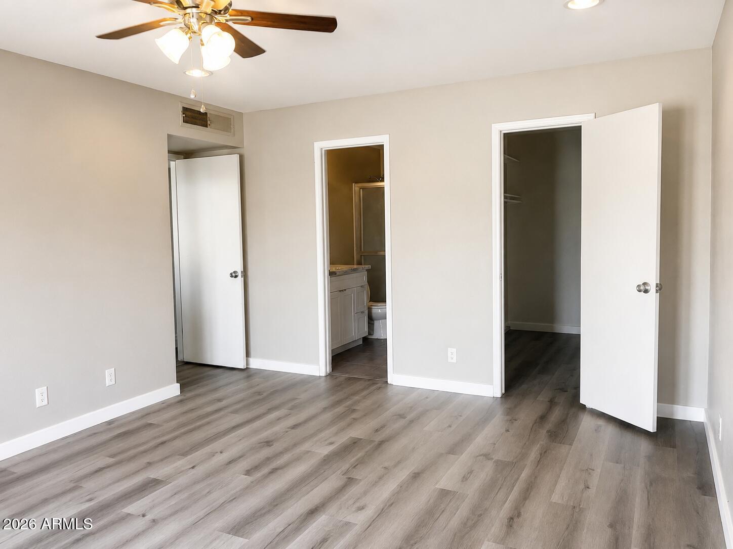 2433 South Evergreen Road Tempe, AZ 85282 - Photo 10 of 14 E12