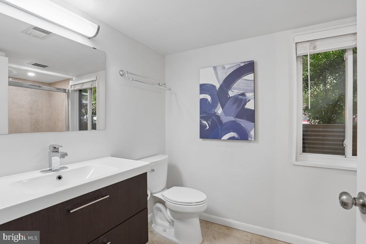 1527 Northgate Square Reston, VA 20190 - Photo 17 of 26